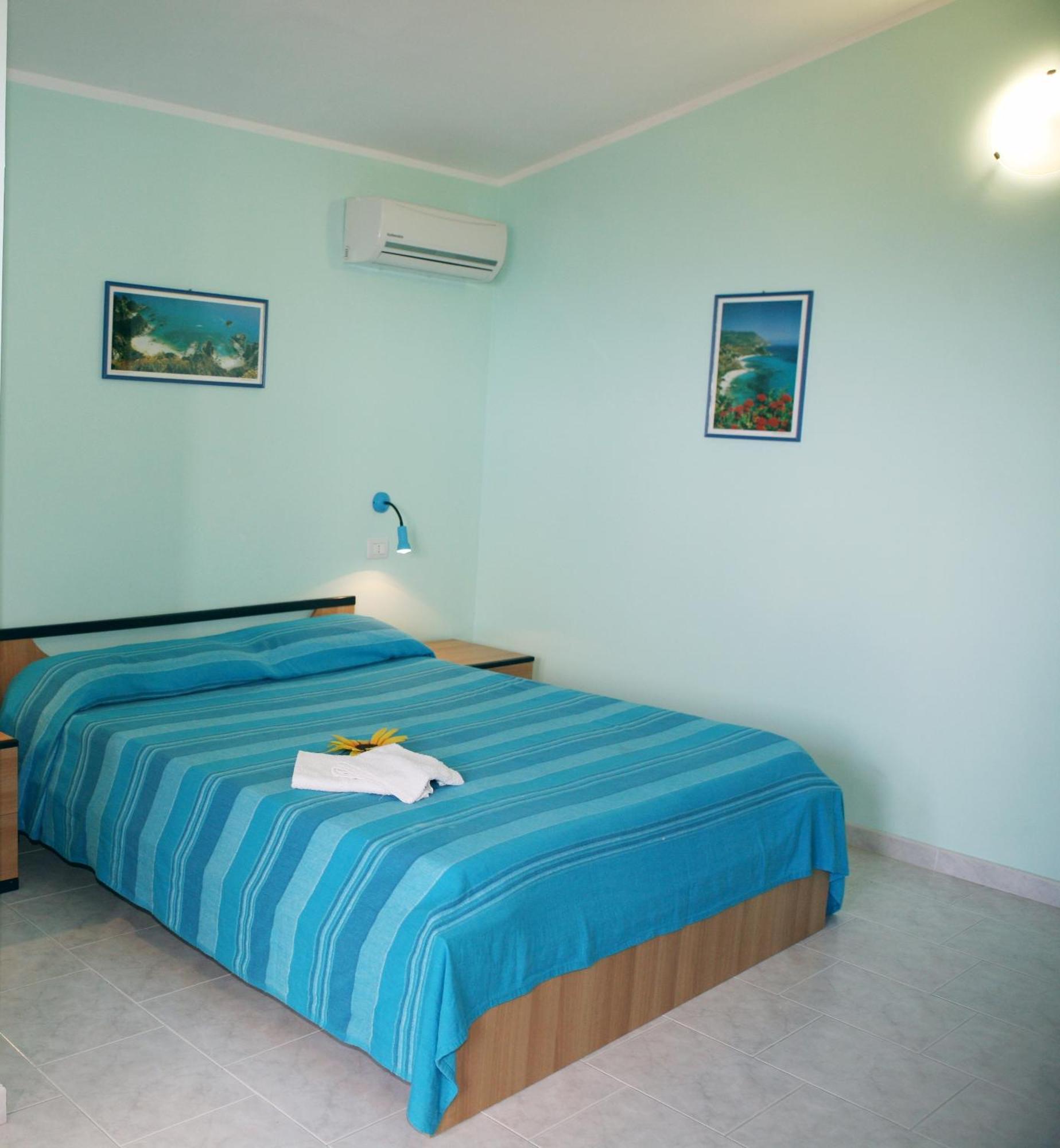 A Turri Hotel Capo Vaticano Ngoại thất bức ảnh