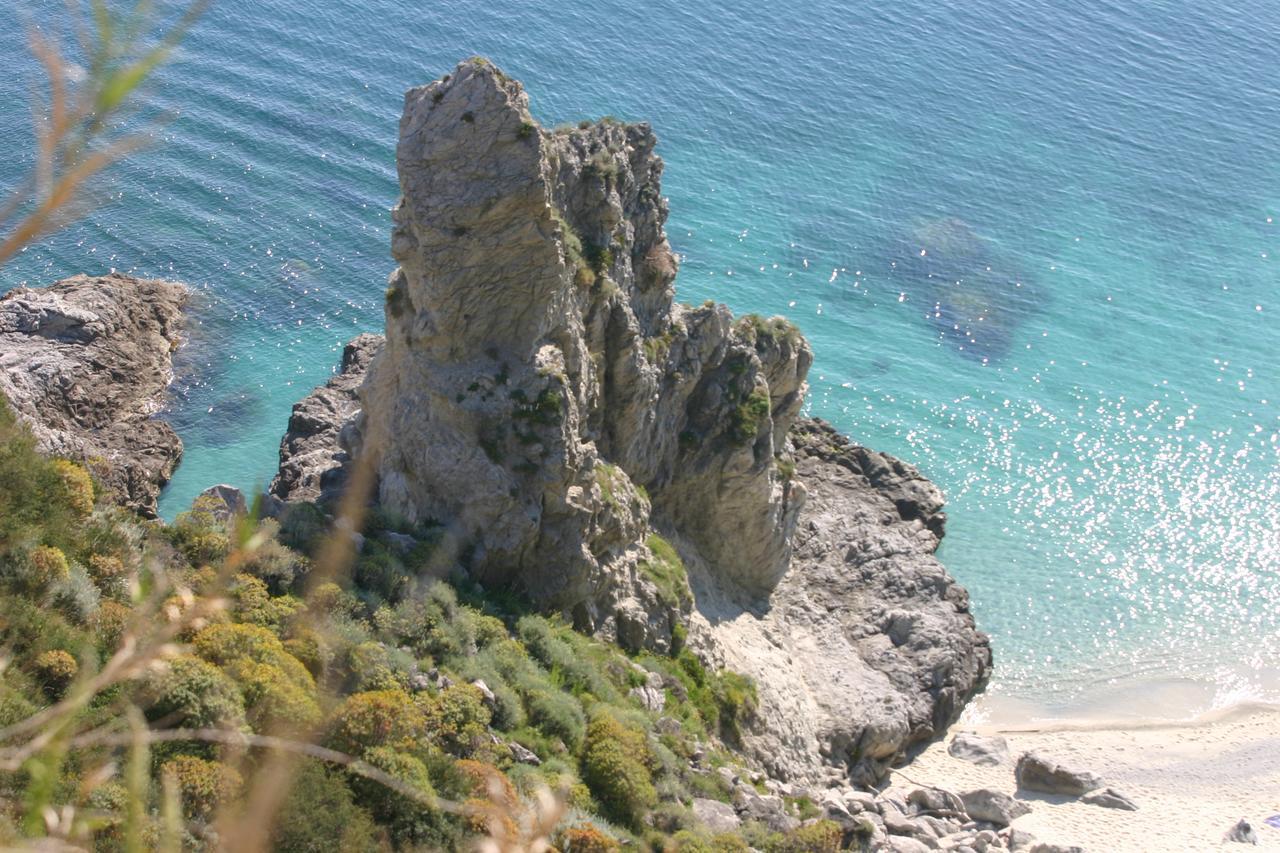 A Turri Hotel Capo Vaticano Ngoại thất bức ảnh